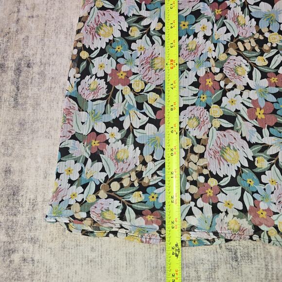 LOFT Blouse Womens Small Dark Floral Long Sleeve Smocked Lightweight Chiffon Top - Picture 8 of 10